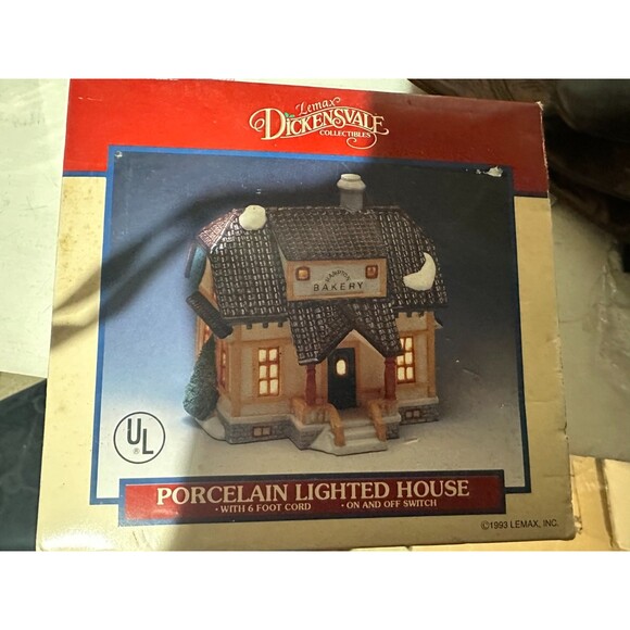 Lemax 1993 Dickensvale Christmas Shoppe Village House Lighted Vintage - Picture 1 of 4